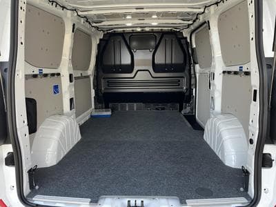 VW T7 BEV 100 kW RWD KR (2026) - Photo 7