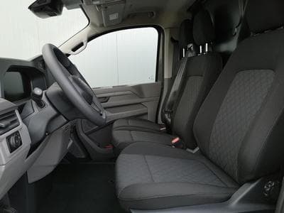 VW T7 BEV 100 kW RWD LR (2026) - Photo 4