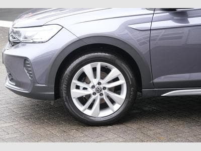 VW Taigo 1.0 TSI Life (2025) - Photo 3