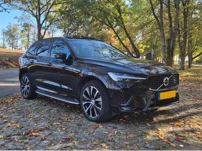 Volvo XC60 ULTIMATE DARK B4D AWD (2022) - Photo 1