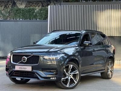 Volvo XC90 AUTOMATIQUE / DIESEL / 7 PLACES / TOIT OUVRANT / HARMAN KARD (2019) - Photo 1