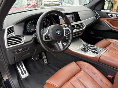 BMW X5M 50 7-SITZE /PANO/ AHK/LUFT/22/Harman-Kardon/360°/VOLL (2019) - Photo 10