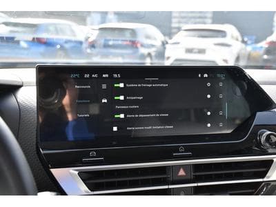 Citroën C4 1.2 MHEV MAX e-DCS6 ACC SIDE LANE HUD CAM360 1° MAIN (2025) - Photo 15