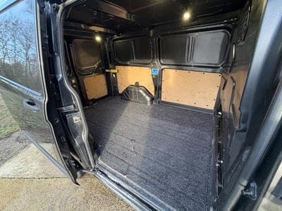 Ford Transit FORD TRANSIT CUSTOM 2.2TDCI 102CV TREND  L2/H1 (2016) - Foto 7