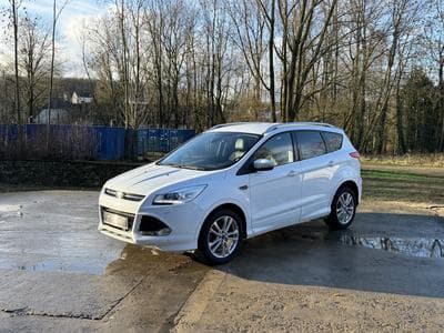 Ford Kuga FORD KUGA 2.OTDCI 150CV TITANIUM (2015) - Photo 2
