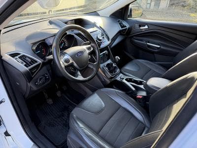 Ford Kuga FORD KUGA 2.OTDCI 150CV TITANIUM (2015) - Photo 4