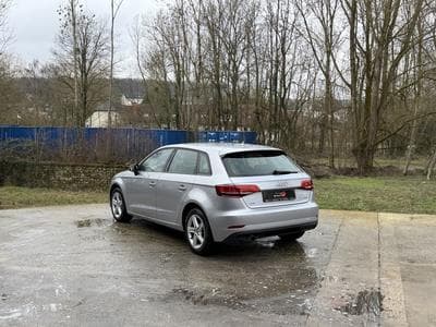 Audi A3 Audi A3 SportBack 1.6TDI 115CV S-Tronic Business Line " PMR (2017) - Photo 10