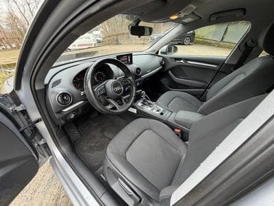 Audi A3 Audi A3 SportBack 1.6TDI 115CV S-Tronic Business Line " PMR (2017) - Photo 4