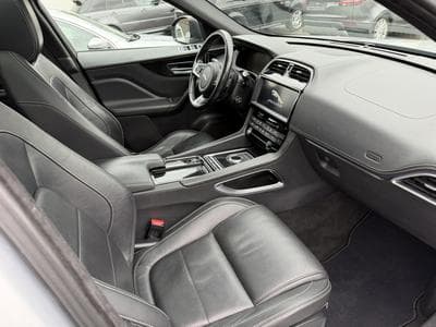 Jaguar F-Pace JAGUAR F-PACE 3.0D 300CV R-SPORT (2017) - Photo 3