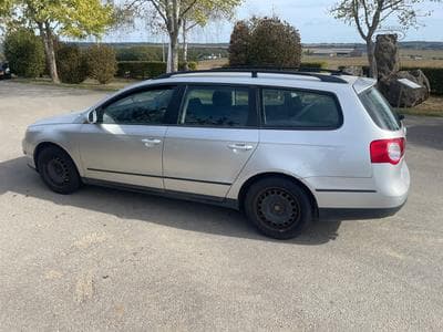 VW Passat 2.0 TDI (2007) - Photo 1