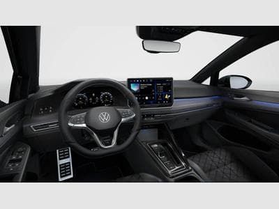 VW Golf R-Line 1.5 eTSI 7-Gang-DSG (2026) - Photo 1