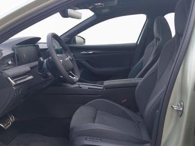 Skoda Superb Sportline (2026) - Photo 8