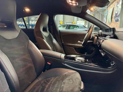 Mercedes CLA 200 CLA 200 Shooting Break 1.3 163cv AMG-LINE (2021) - Photo 8