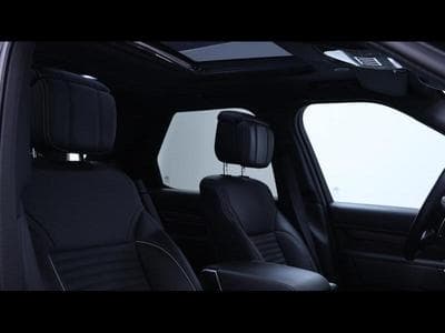 Land-Rover Discovery D300 Metropolitan Edition AWD Auto 7 Places (2023) - Foto 13