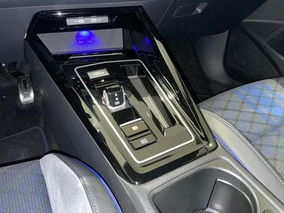 VW Golf R VIII 4 MOTION 2.0 TSI 320CV (2023) - Photo 10