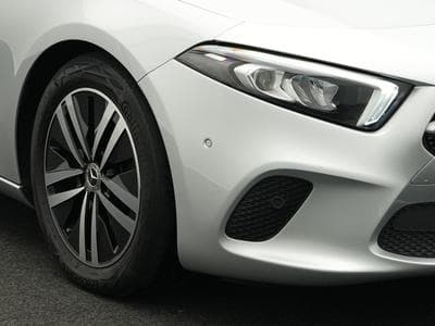 Mercedes A 180 d Progressive LED+Ambi+MBUX+Apple (2021) - Photo 9