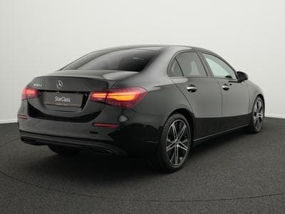 Mercedes A 180 d Limousine Multi+AHK+Pano+Night (2024) - Photo 3