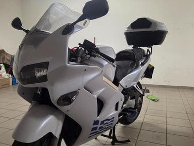Honda VFR (1999) - Photo 1