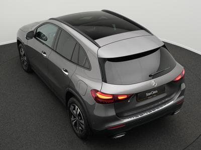 Mercedes GLA 250 4MATIC LED+Pano+Night+Kamera (2024) - Foto 13