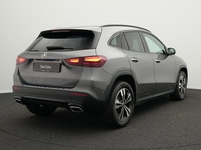 Mercedes GLA 250 4MATIC LED+Pano+Night+Kamera (2024) - Photo 3
