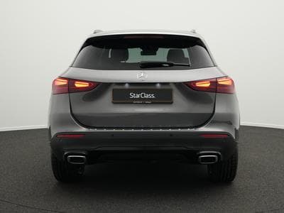 Mercedes GLA 250 4MATIC LED+Pano+Night+Kamera (2024) - Foto 4