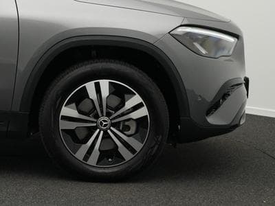 Mercedes GLA 250 4MATIC LED+Pano+Night+Kamera (2024) - Photo 8
