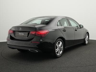 Mercedes A 200 d Limousine LED+Kamera+MBUX (2024) - Foto 3