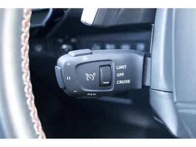 DS Automobiles DS7 E-Tense 4x4 300 Performance Line+ Pano. ACC (2023) - Foto 13