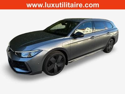 VW Passat 1.5 TSI e-Hybrid 272 R-Line (2026) - Foto 1