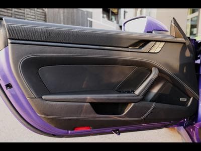 Porsche 911 (992.1) GT3 TOURING PDK – VIOLA PURPLE METALLIC PTS – PORSCH (2022) - Foto 8