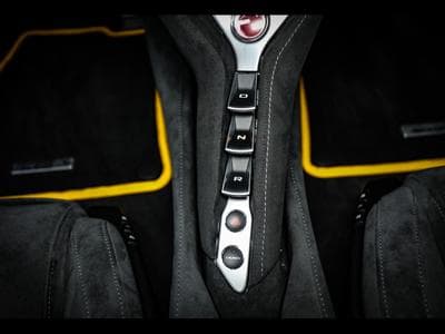 McLaren 720S SPIDER 4.0 V8 720 – PACK STEALTH - FULL XPEL - SUPERNOVA SIL (2022) - Photo 13