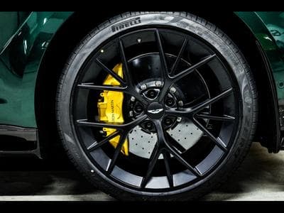 Aston-Martin DBX 707 MY25.5 - MALACHITE GREEN (2025) - Photo 8