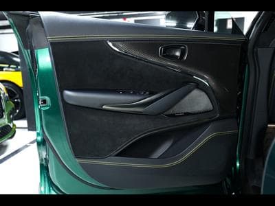 Aston-Martin DBX 707 MY25.5 - MALACHITE GREEN (2025) - Photo 9