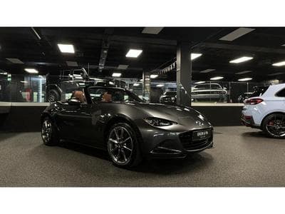 Mazda MX-5 Skyactiv-G Kazari (2024) - Photo 1