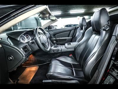 Aston-Martin V8 Vantage ROADSTER 4.7 436 MANUAL 6 (2014) - Photo 11