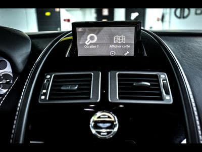 Aston-Martin V8 Vantage ROADSTER 4.7 436 MANUAL 6 (2014) - Photo 13