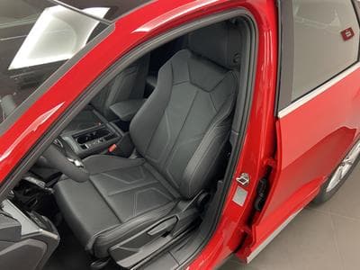 Audi Q3 Sportback S line 35 TDI 150 CV / 110 KW S tronic (2024) - Photo 2