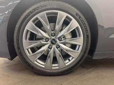 Audi A6 e-tron Sportback performance 270kW / 367ch (2025) - Photo 9