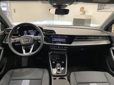 Audi A3 Sportback 30 TFSI 116 CV / 85 KW S tronic (2024) - Foto 5