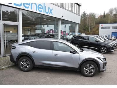 Peugeot 408 1.2 PureTech Allure EAT8 ACC LANE GPS CAM 1° MAIN (2024) - Photo 3