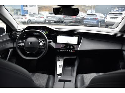 Peugeot 408 1.2 PureTech Allure EAT8 ACC LANE GPS CAM 1° MAIN (2024) - Photo 9