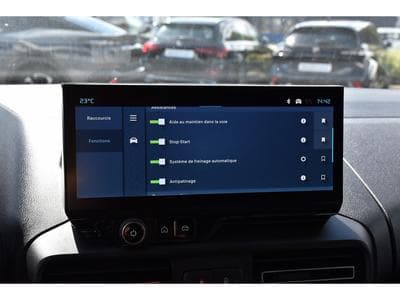 Citroën Berlingo 1.5 BlueHDI 130 EAT8 5 Pl. REGUL SMARTPHONE LED NEUF (2026) - Photo 14