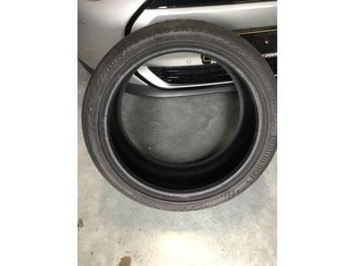 Pneus été 19" 245/40 R19 98Y (2026) - Photo 1