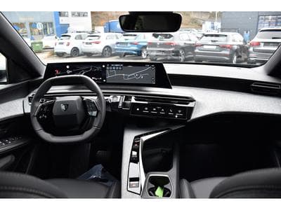 Peugeot 5008 Hybrid 145 Allure e-DSC6 REGUL GPS CAM NEUF (2025) - Photo 10
