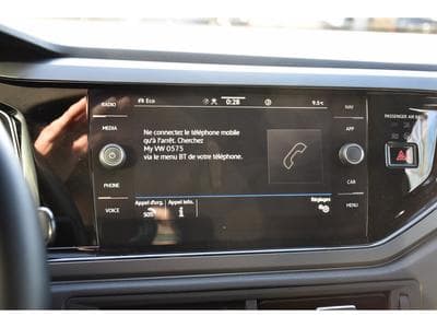 VW Taigo 1.0 TSI R-Line DSG ACC TRAVEL LANE KEYLESS CAM 1° MAIN (2024) - Photo 11