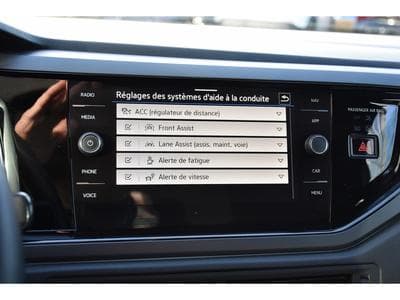 VW Taigo 1.0 TSI R-Line DSG ACC TRAVEL LANE KEYLESS CAM 1° MAIN (2024) - Photo 14