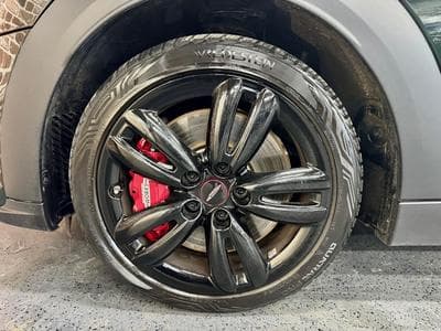 Mini Cooper Cooper Cabrio 2.0 231cv Auto JCW TRIM (2023) - Foto 3