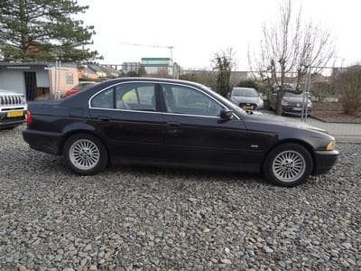 BMW 525 d (2003) - Photo 2