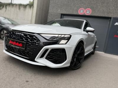 Audi RS3 SPORTBACK FREINS CERAMIQUES 2.5 TFSI 5 cylindres – 400 ch (2024) - Foto 1