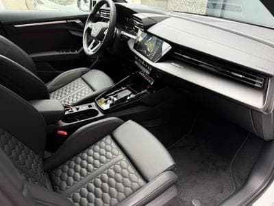 Audi RS3 SPORTBACK FREINS CERAMIQUES 2.5 TFSI 5 cylindres – 400 ch (2024) - Foto 13